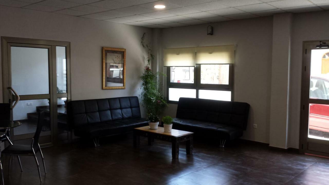 Hospederia Montes Hostal *