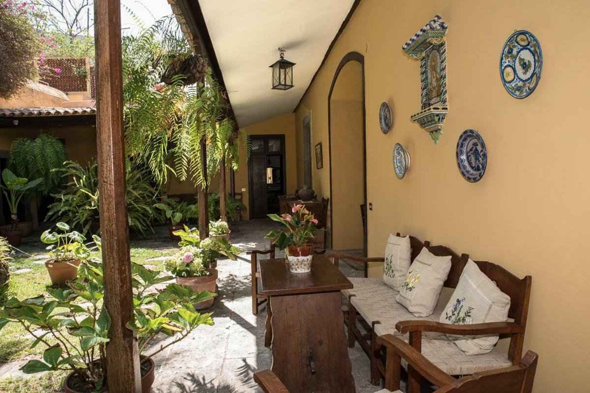 Bellasombra Suites