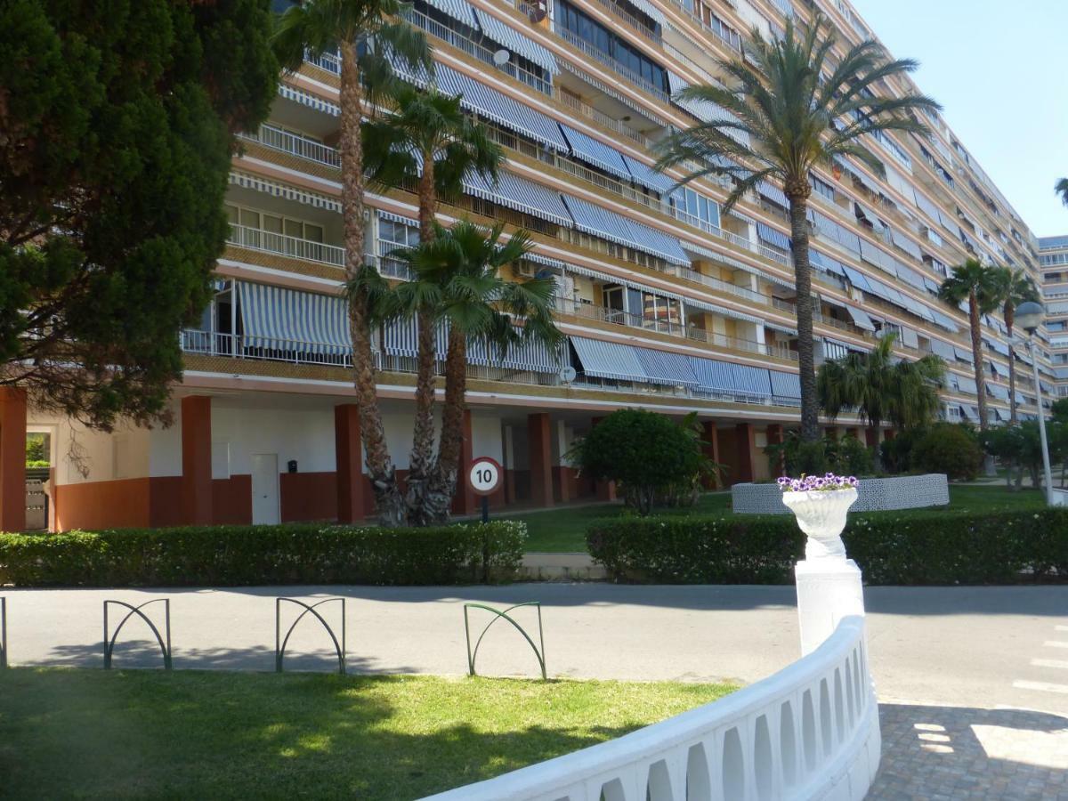 Family And Friends - San Juan Playa * Alicante