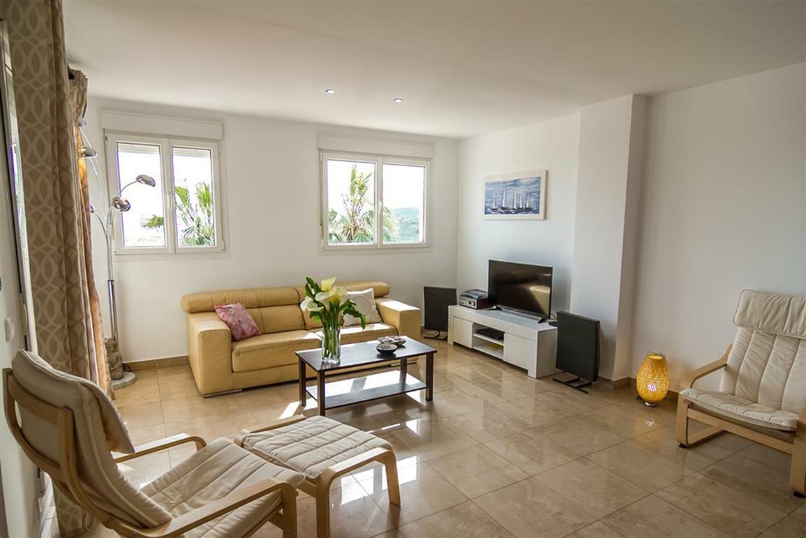 Apartment Duplex Vistas Al Mar En La Duquesa *
