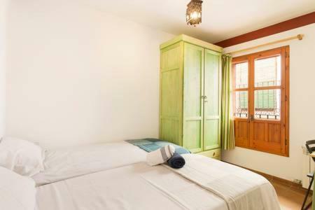 Luminous Alhambra View In Albayzin Apartment
