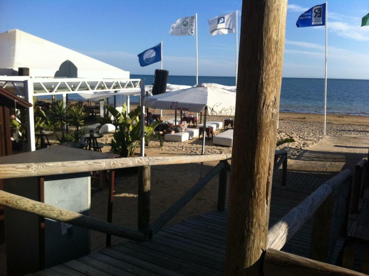 In Cadiz, Air Cond, Wifi, Patio Apartment