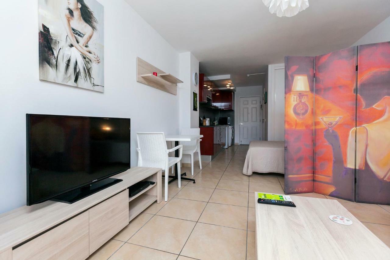 Popular Complex Apartment *