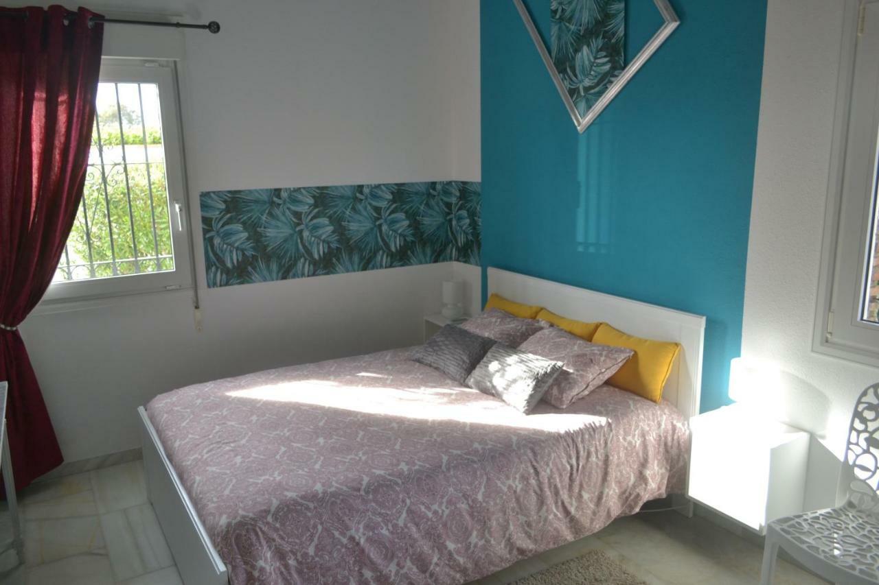 Casa Luz Del Faro Bed & Breakfast