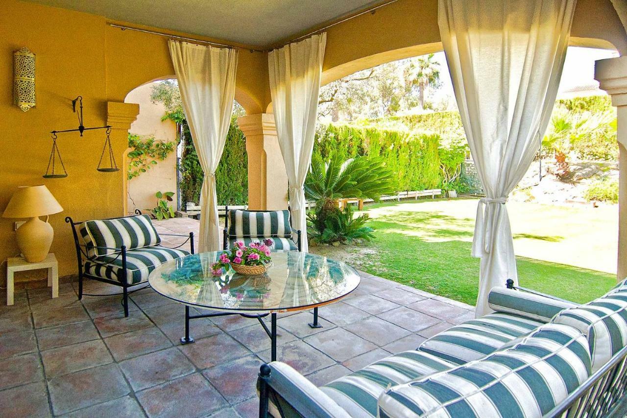 The Fairway Vista, Your Luxury Retreat With A Quiet Pool Villa *