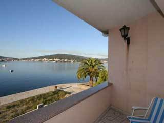 Playa De Quenxe Hotel *