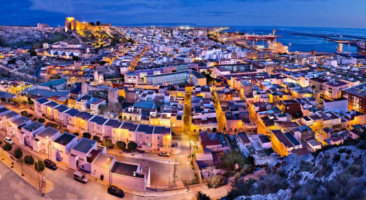 2 En La Mejor Zona De Roquetas Apartment