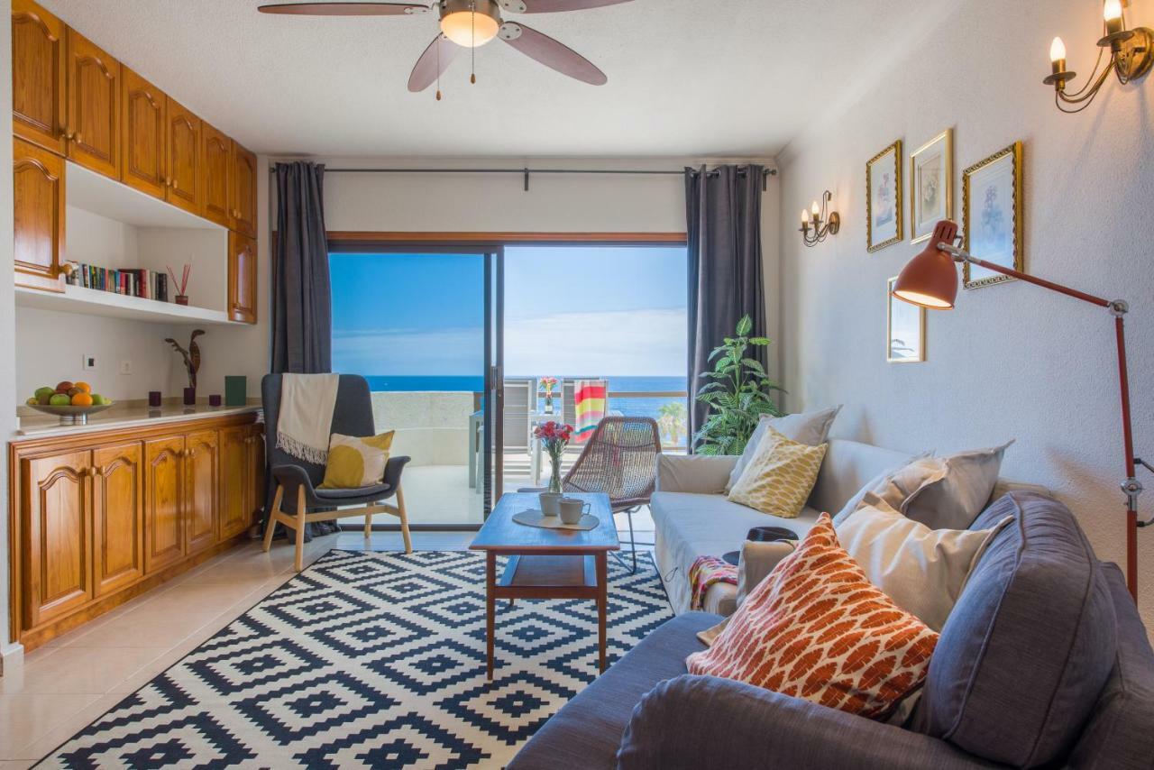 Sunset Apartment *