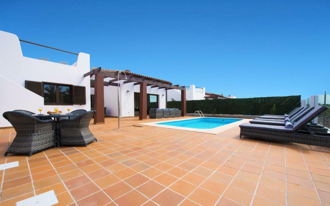 Villa 5 Star Luxury Villa, Private Heated Pool, Golf & Sea Views.