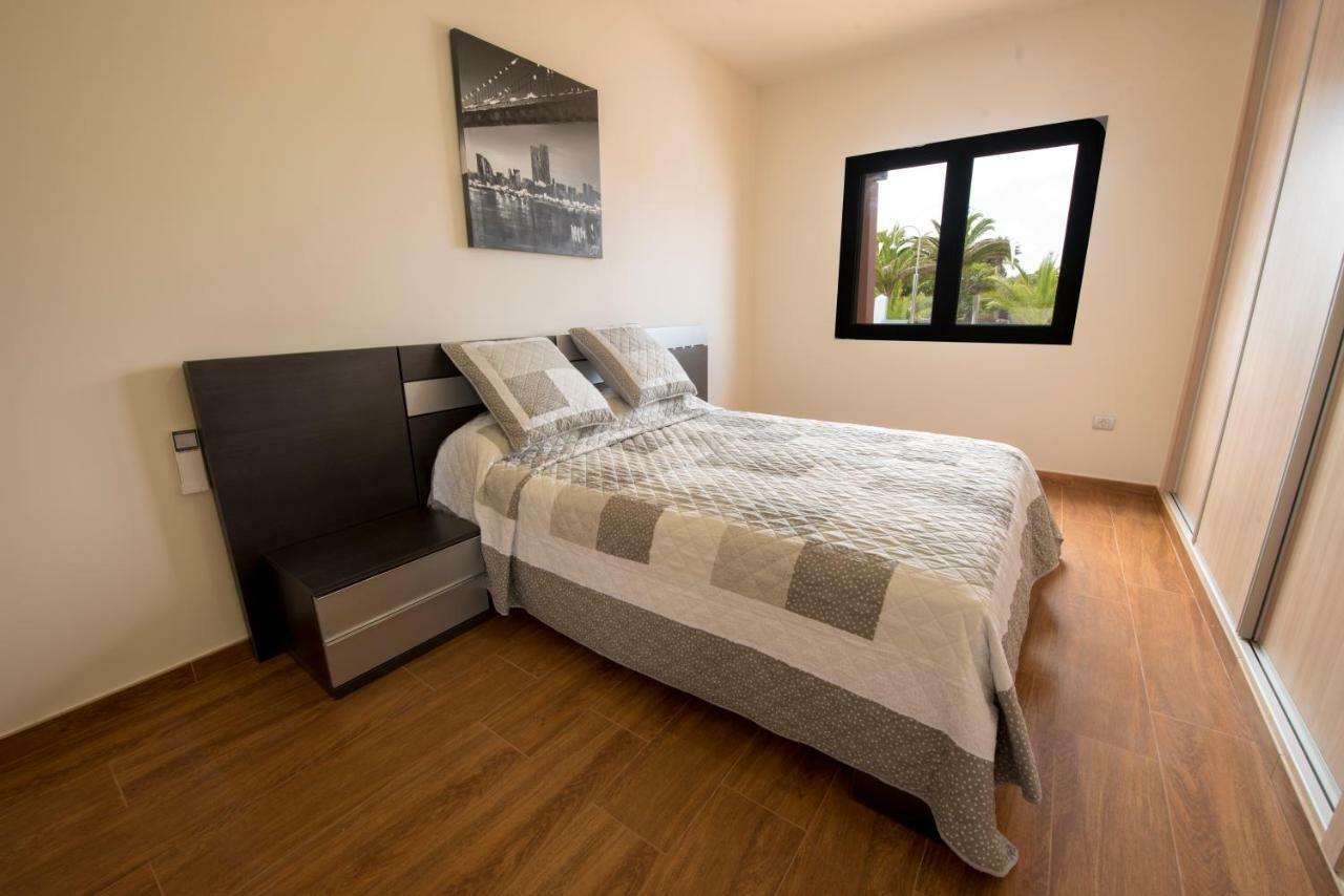 5 Star Luxury Villa, Private Heated Pool, Golf & Sea Views. Villa