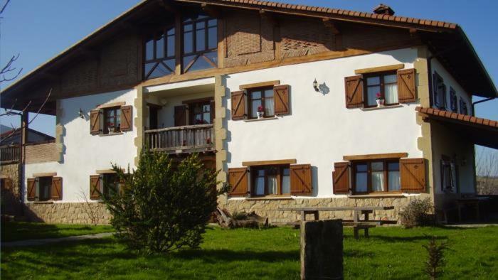 Orortegi Country house Aia