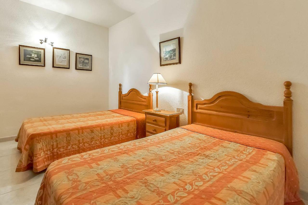 First Line Front 2 Bedroom Gigantes Apartment *
