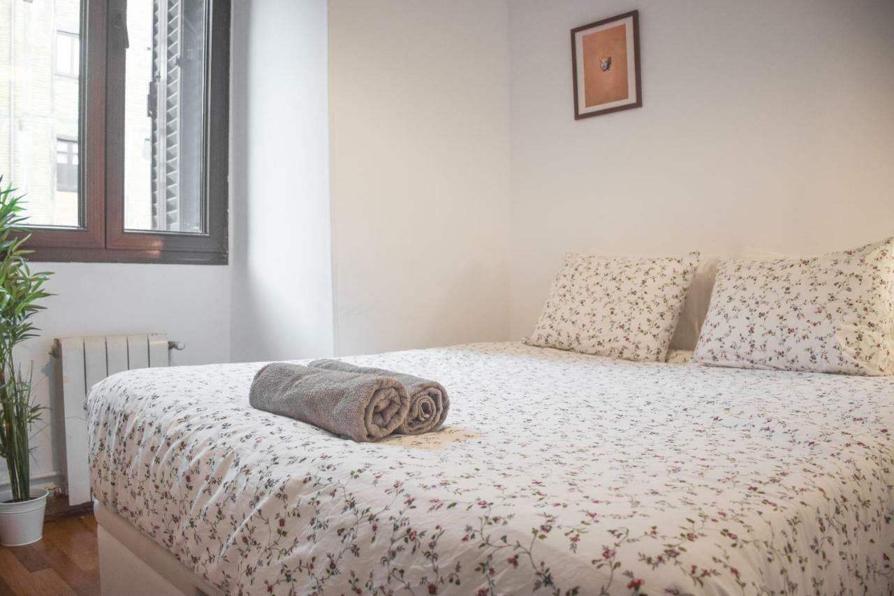 San Sebastian's Historic Street! Modern Apartment San Sebastian