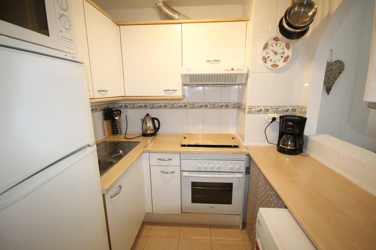 3 Bed Sleeps 6 In *