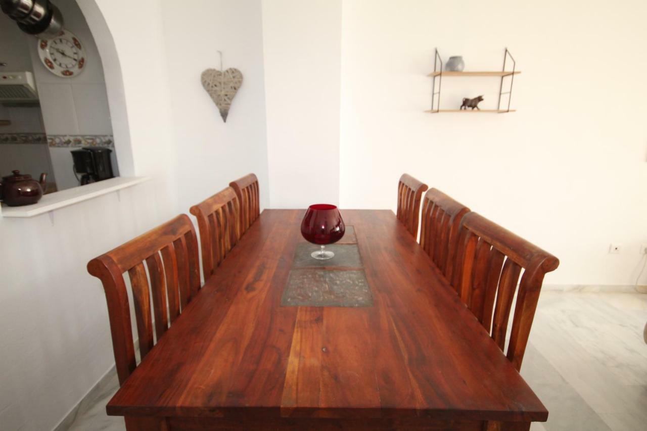 3 Bed Sleeps 6 In