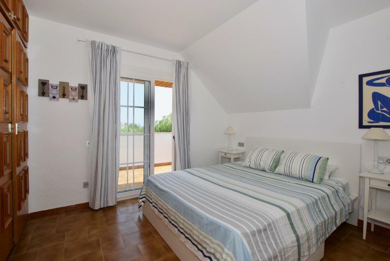 Villa Cala De La Mora