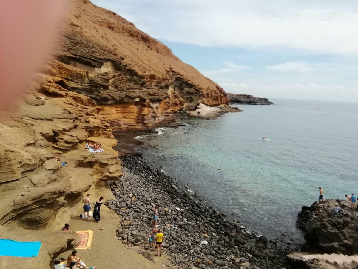 Cozy With Amazing Views To Garden Next To The Ocean Apartamento Costa del Silencio