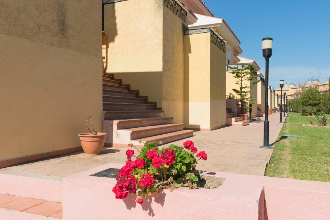 Disfrute De Playas Y El Golf En Nuestro Adosado En Islantilla - Costa De La Luz