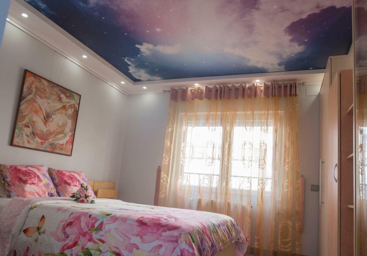Camp Nou, Europa Fira - Modern Two-bedroom With Heating Apartamento