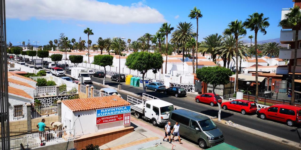 Kevin's House - Front Of Yumbo Center In Maspalomas - Playa Del Ingles * San Bartolome de Tirajana (Gran Canaria)