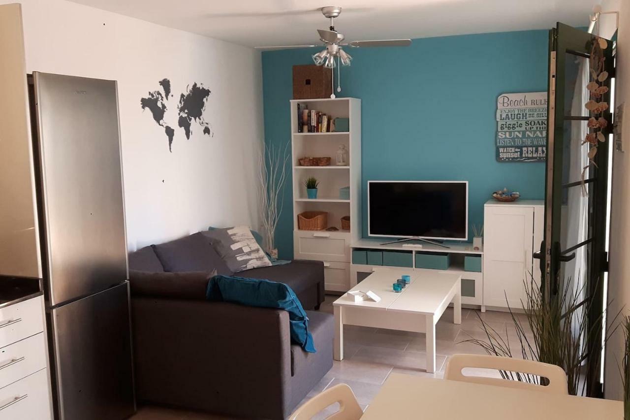New Town Wifi Netflix Apartment *