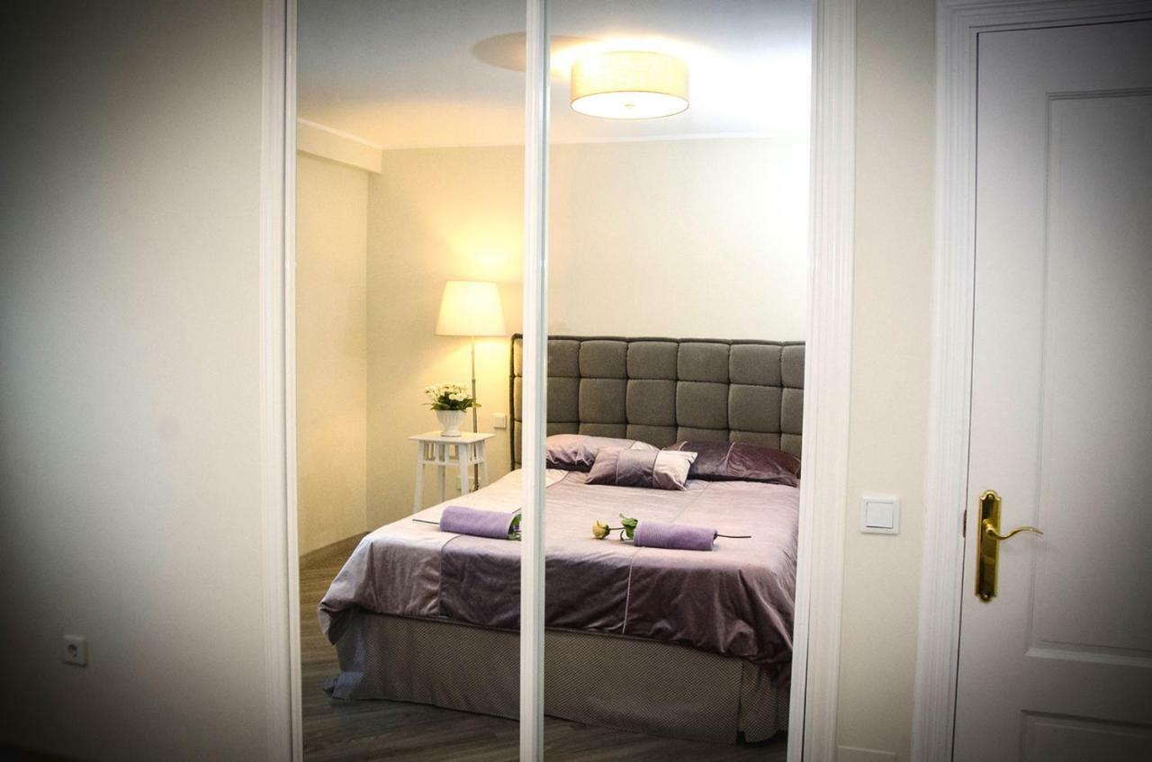 Luxury 2-bed With Big Terrace In With Outdoor Pools In Calahonda * Sitio de Calahonda