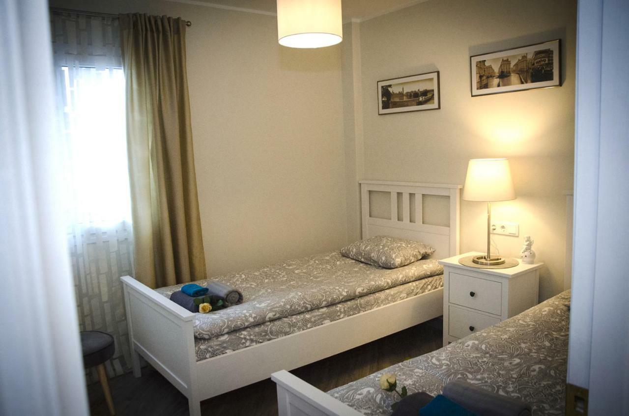 Luxury 2-bed With Big Terrace In With Outdoor Pools In Calahonda Sitio de Calahonda
