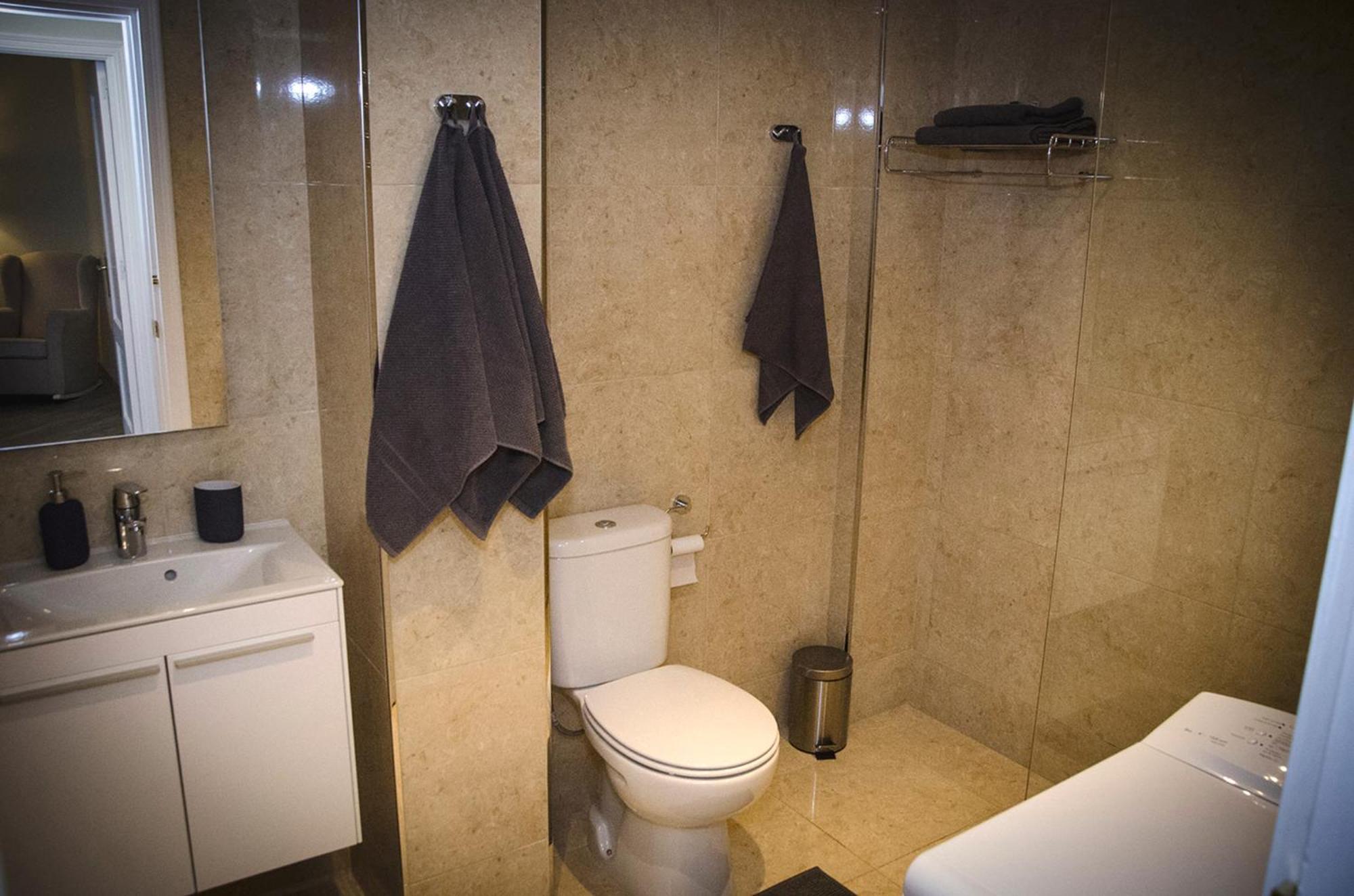 Luxury 2-bed With Big Terrace In With Outdoor Pools In Calahonda