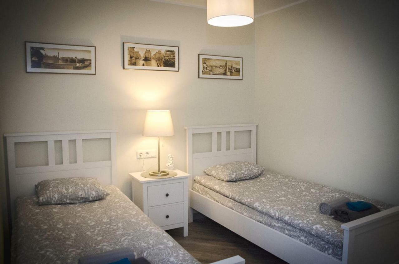 Apartment Luxury 2-bed With Big Terrace In With Outdoor Pools In Calahonda Sitio de Calahonda