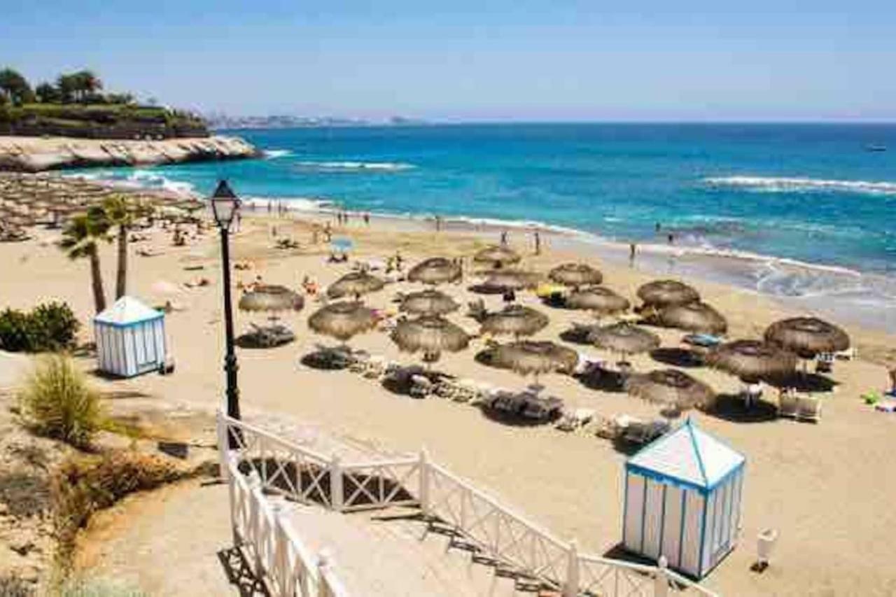 Apartamento 733 Wonderful In Lasamericas! Wi-fi Free! *