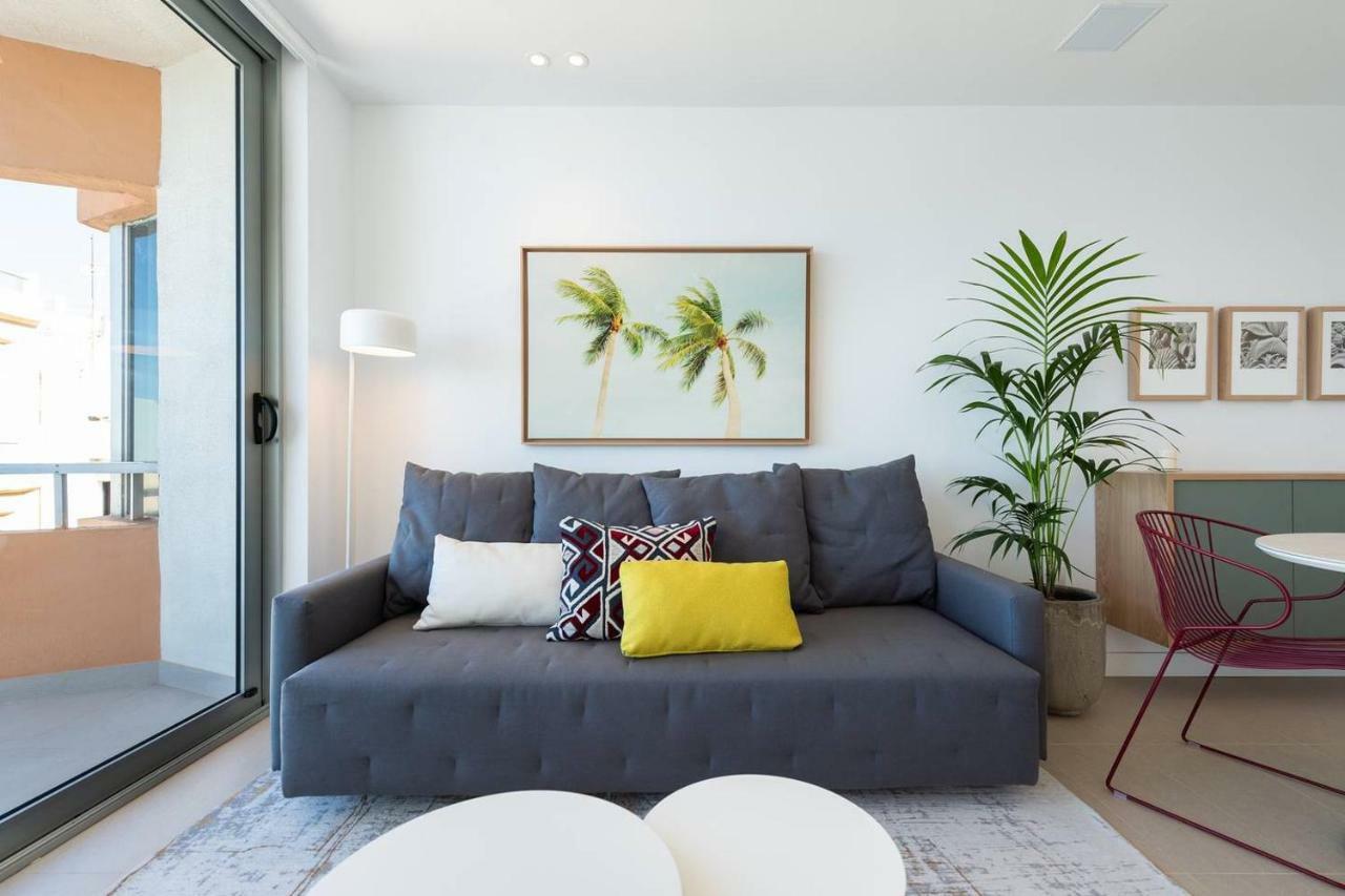 Sleep By The Sea - Las Canteras