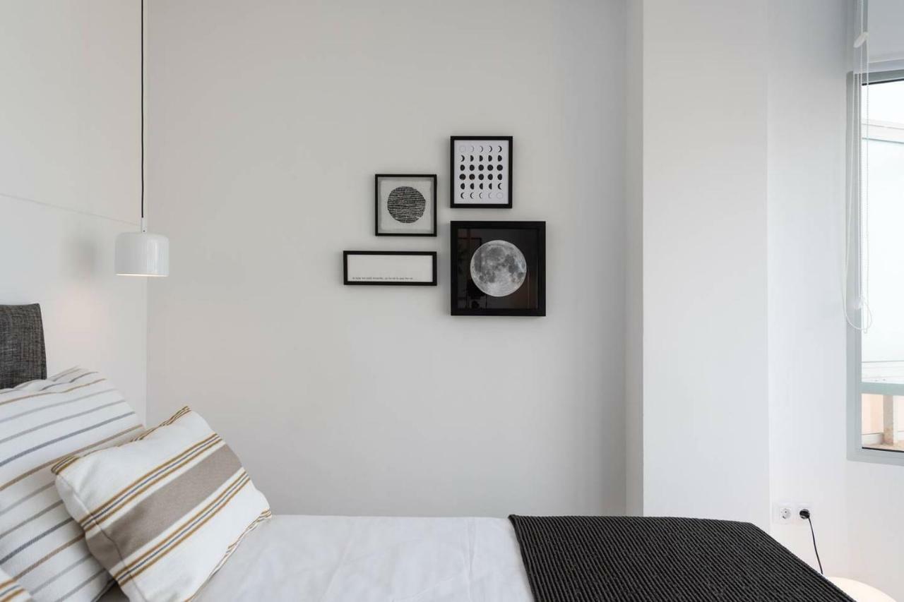 Sleep By The Sea - Las Canteras Apartment *
