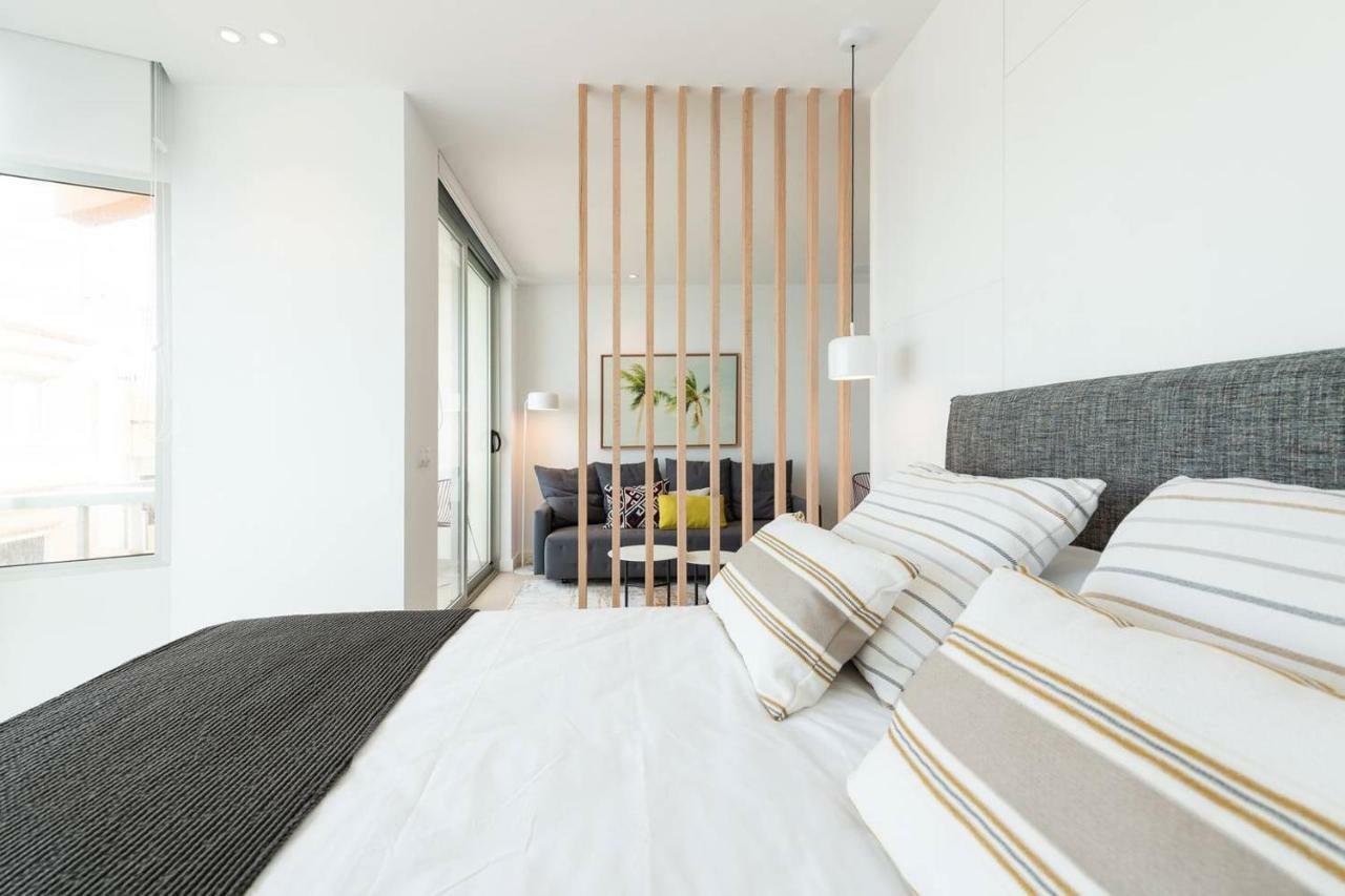 Sleep By The Sea - Las Canteras