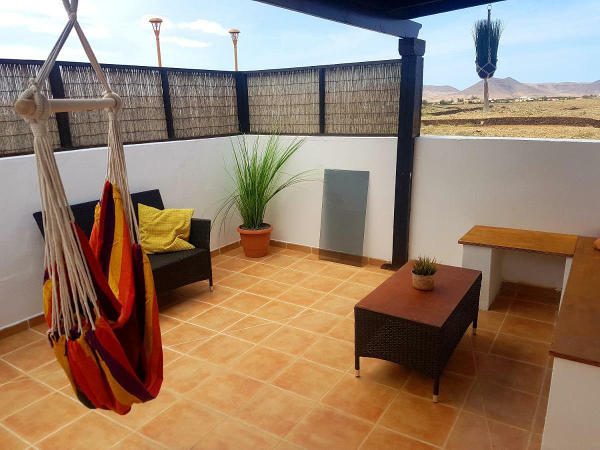 Villatommy Heated Pool, Hottub, Fast Wifi Lajares