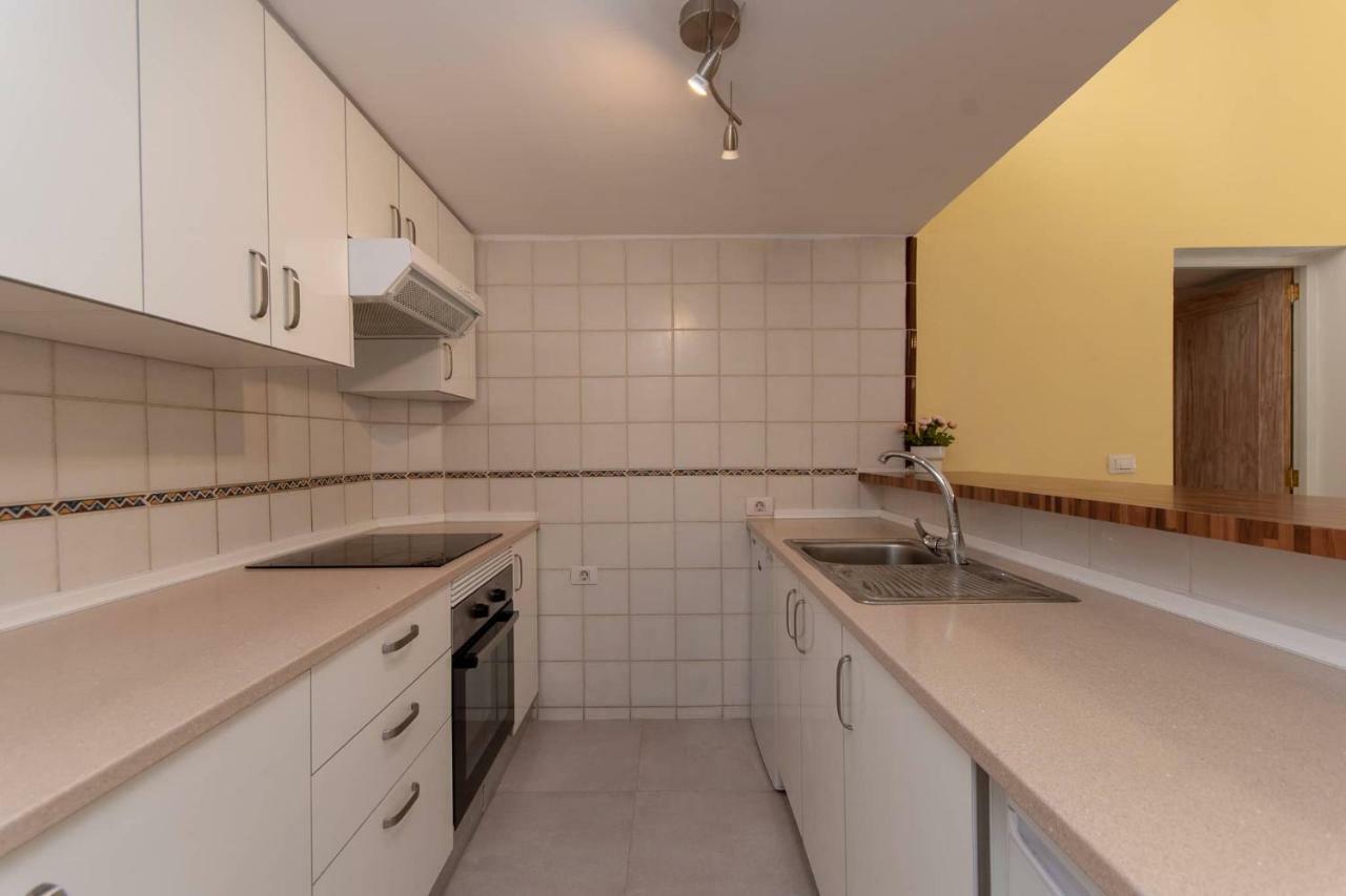 Central Apartment Chayofa