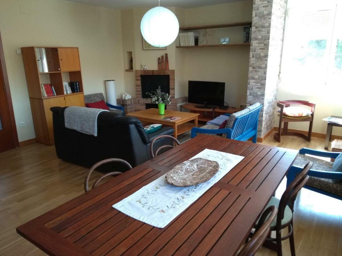 Cal Bosquet Holiday home *