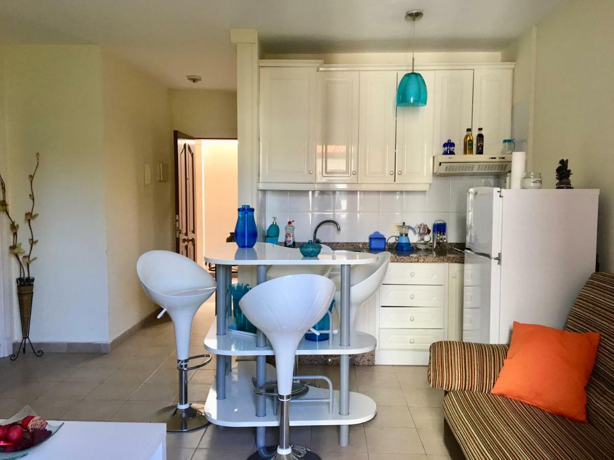 Apartamento La Playa Apartment *