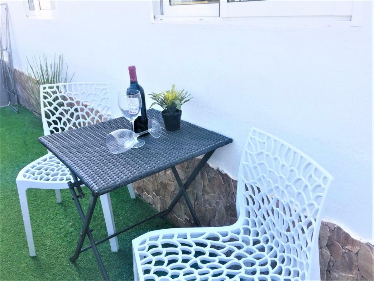 Modern Close Las Vistas *