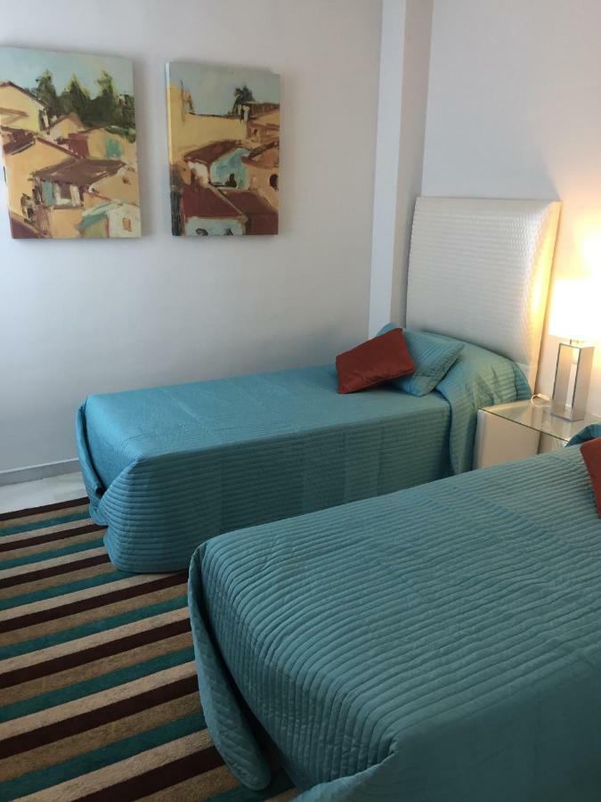 Beautiful 2 Bedroom @ Puerto Banus! Apartment Marbella