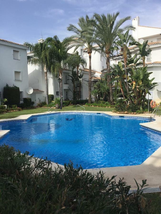 Beautiful 2 Bedroom @ Puerto Banus! Apartment Marbella