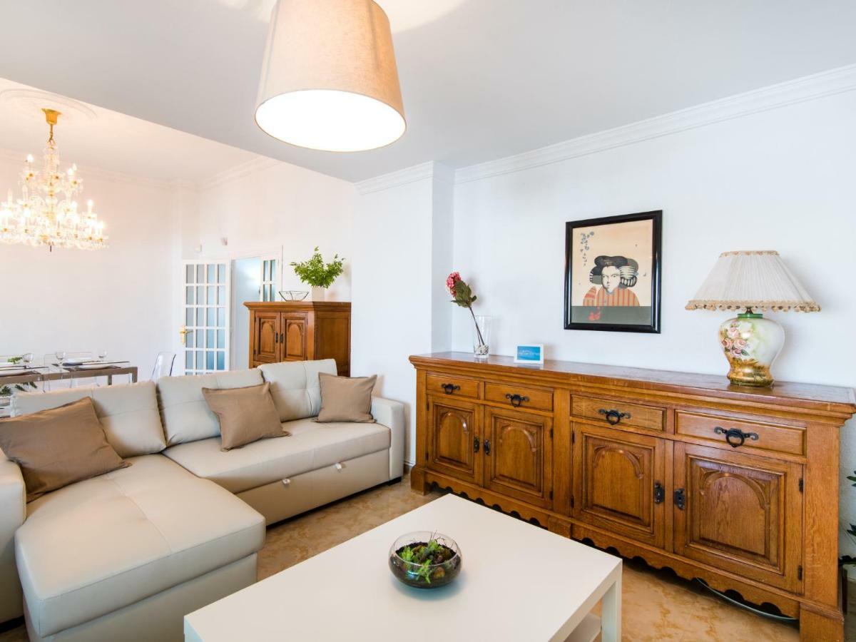 Rentandhomes Boliches Penthouse