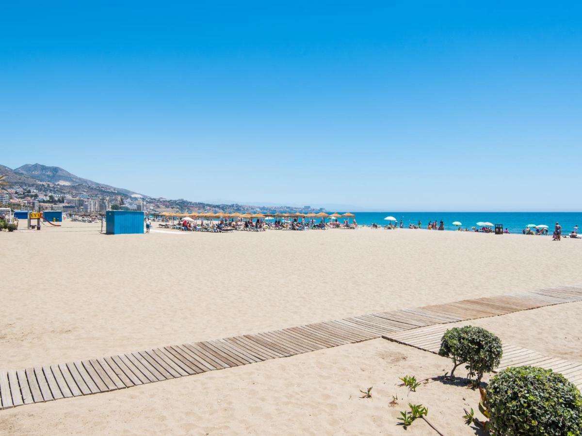 Rentandhomes Boliches Penthouse Apartamento