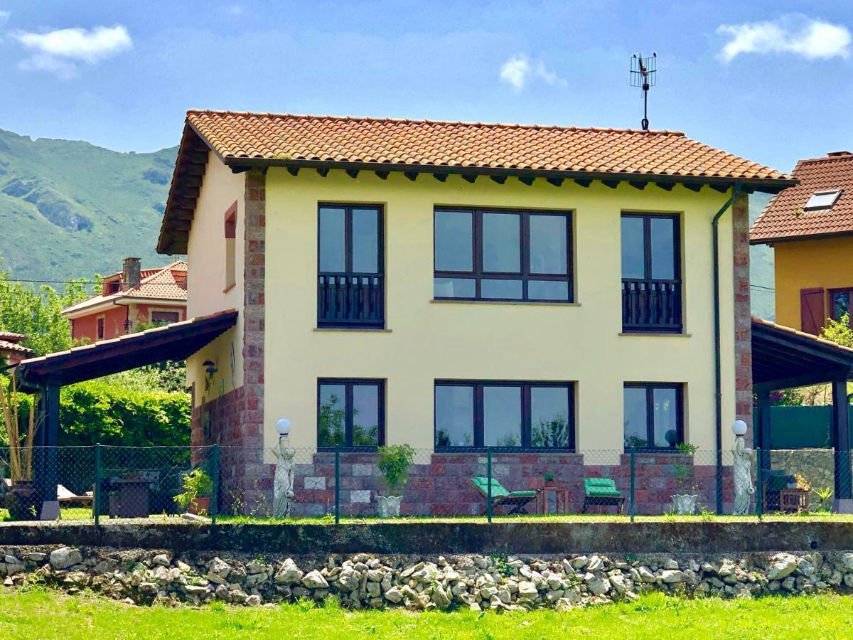 Casa Frente A Los Bufones De Pria Сasa de vacaciones *