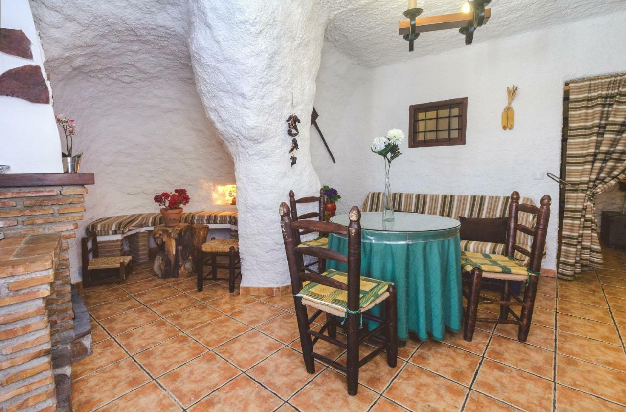 Villa Cuevas Al Qulayat