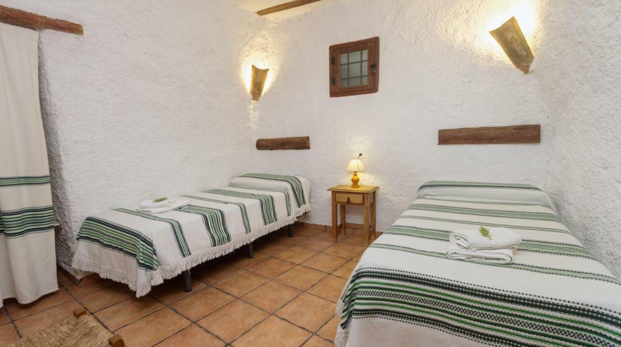 Cuevas Al Qulayat Villa Castilléjar