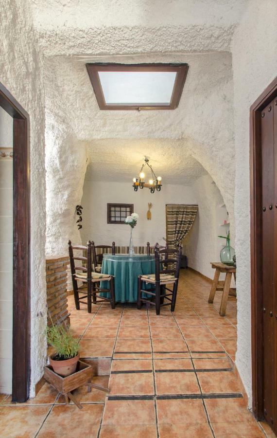 Cuevas Al Qulayat