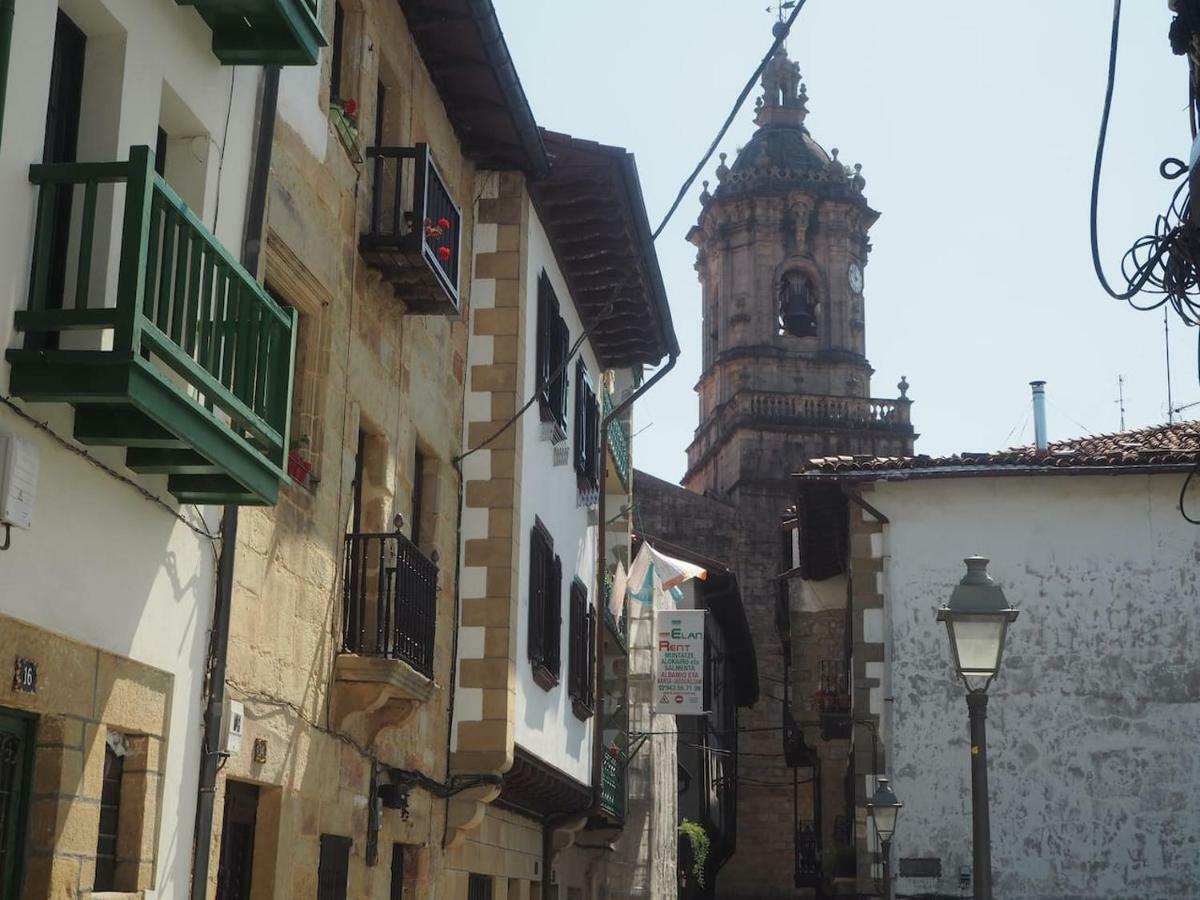 Piso Con Encanto En La Parte Vieja. Apartamento