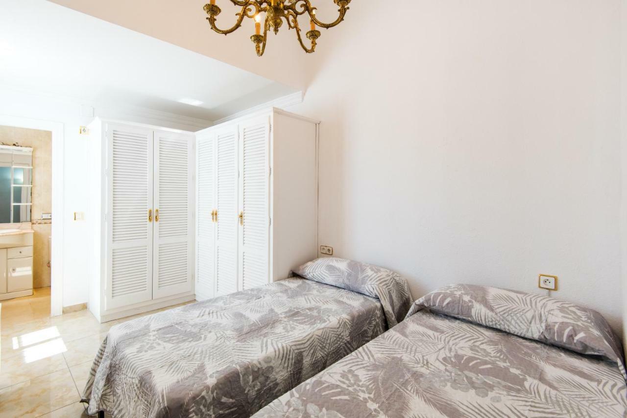 Rentandhomes Boliches Penthouse Fuengirola