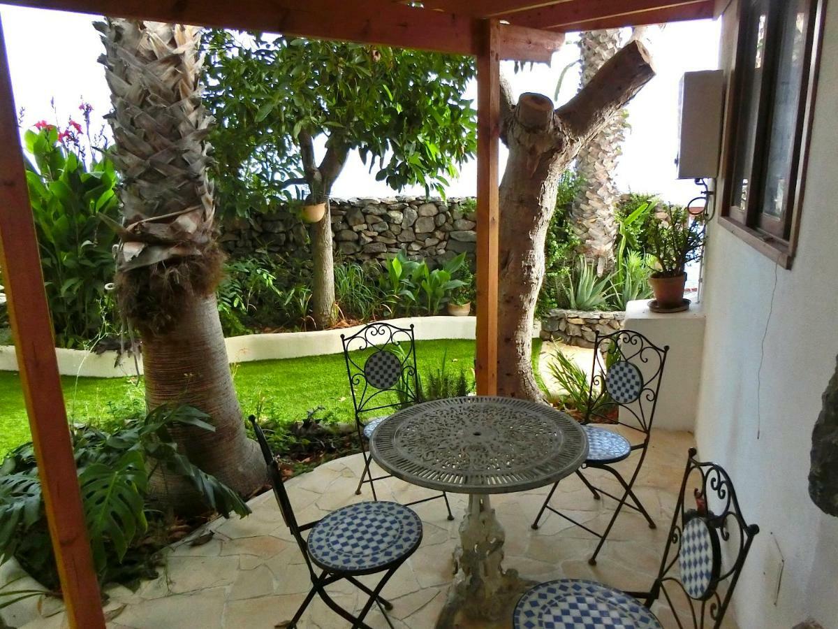 With Ocean View Agulo