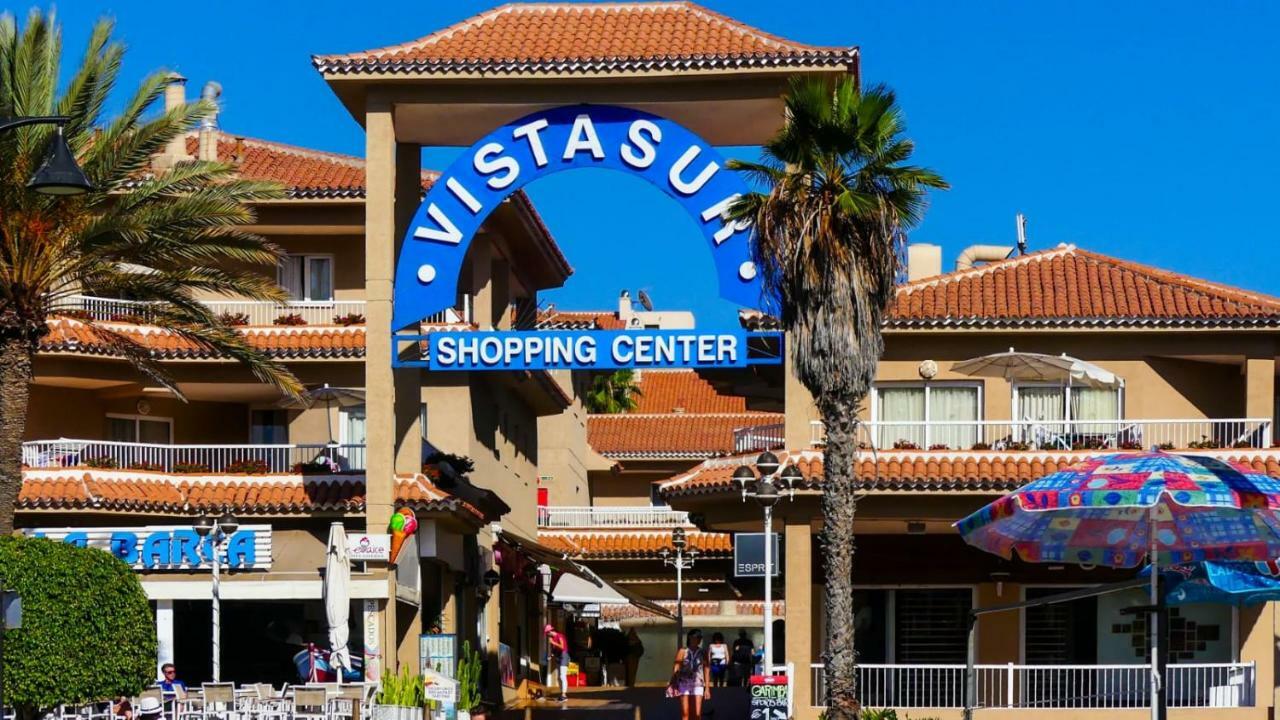 Las Americas Front Line Ocean Apartment